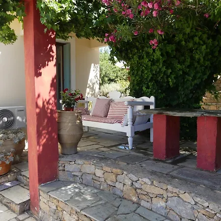 Frederike In Alonissos Old Town * Alónnisos