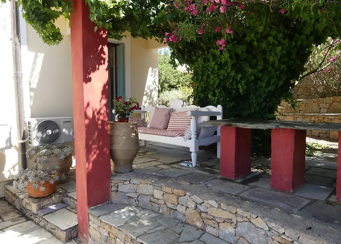 Frederike In Alonissos Old Town * Alónnisos