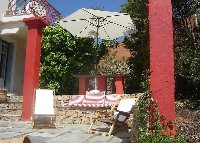 Frederike In Alonissos Old Town * Alónnisos